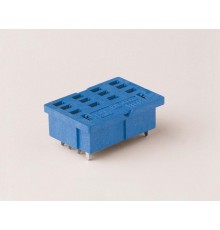 Розетка для монтажа на плате для реле 56.34; в комплекте металлическая клипса 094.51  9614SMA  Finder