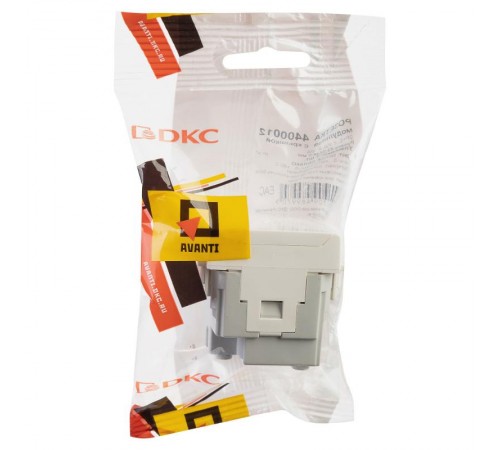 Розетка 2P+E, с з/ш, "Avanti" IP41, белая  4400012  DKC