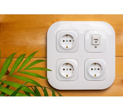 Quteo Белый Розетка RJ11  782214  Legrand