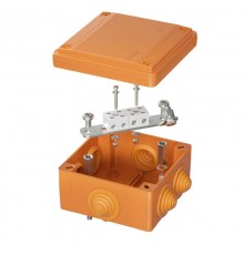 Коробка распределительная пластиковая FS огн., IP55,100х100х50мм, 4р, 450V,6A, 4мм.кв с кабельными вводами и клеммниками  FSB11404  DKC