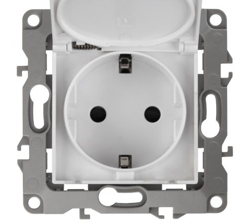 Розетка 12-2103-01 с заземлением со шторками с крышкой, 16АХ-250В,  белый  Б0014693  ЭРА