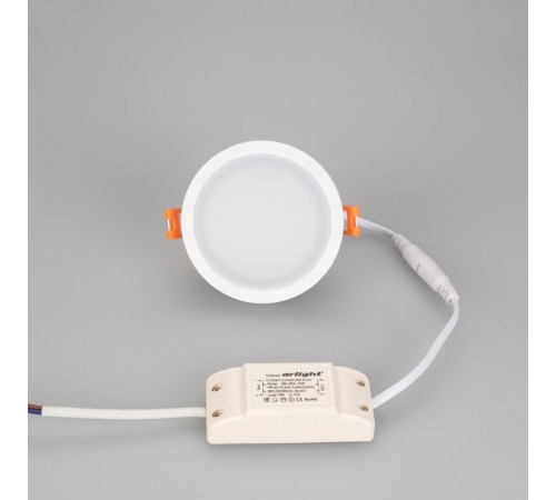 Светодиодная панель LTD-95SOL-10W Day White  017990  Arlight