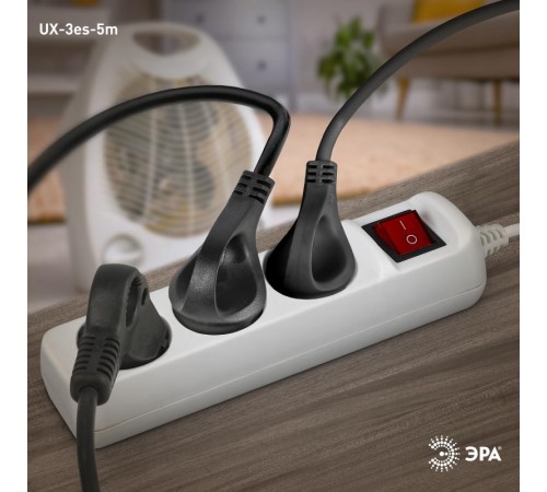 Удлинитель UX-3es-5m c заземлением, 3x0,75мм2, c выкл. 3гн, 5м  Б0035755  ЭРА