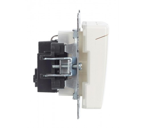 BRITE Розетка с заземлением со шторками с кр. 16А IP44 РСбш10-3-44-БрЖ жемчуг  BR-R16-16-44-K36  IEK