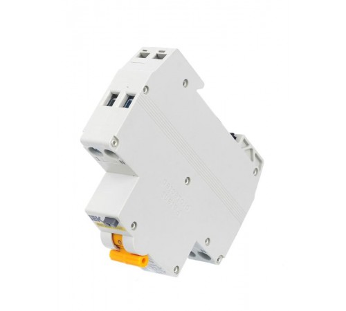 Выключатель автоматический дифференциального тока АВДТ32МL С25 30мА KARAT  MVD12-1-025-C-030  IEK