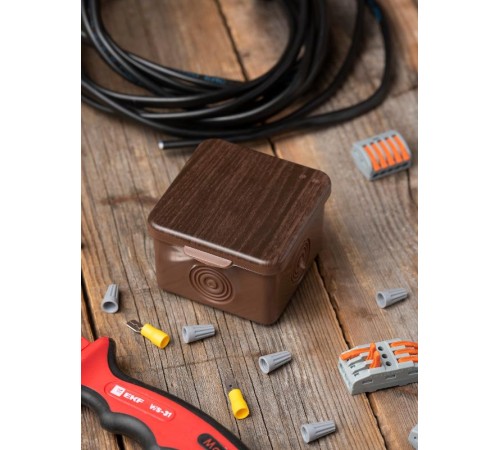 Коробка распределительная КМР-030-037 пылевлагозащищенная без мембранных вводов (65х65х50) тёмное дерево EKF PROxima  plc-kmr-030-037-t  EKF