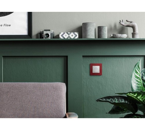 Etika Белый Светорегулятор поворотный, 300Вт, без нейтрали  672219  Legrand