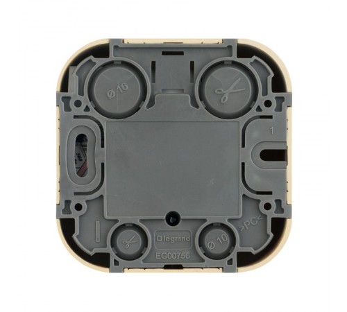 Quteo Сосна Розетка RJ11  782274  Legrand