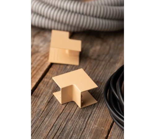 Угол внутренний (25х25) (4 шт) Plast EKF PROxima   под светлое деревоibl-25-25x4EKF