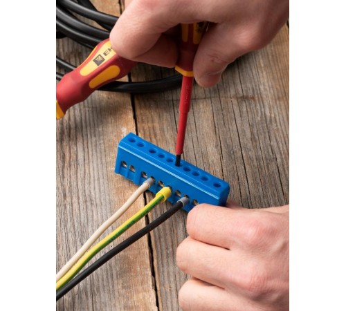 Шина "0" N (6х9мм) 10 отверстий латунь синий изолированный корпус на DIN-рейку EKF PROxima  sn0-63-10-ib  EKF