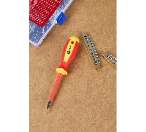 Отвертка Expert PZ1x80 мм 1000В EKF PROximapz-1-80-exp-inEKF