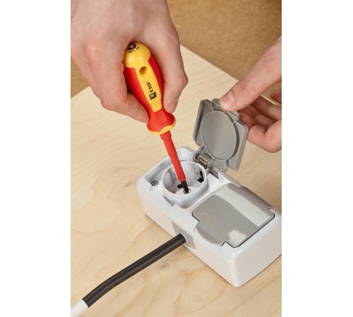 Отвертка Expert PZ1x80 мм 1000В EKF PROximapz-1-80-exp-inEKF