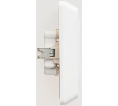 Этюд Белый С/У Розетка 2-ая с заземлением без шторок 16А 250B  PC16-107B  SE