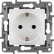 Etika Белый Розетка с заземлением, винтовые клеммы  672221  Legrand