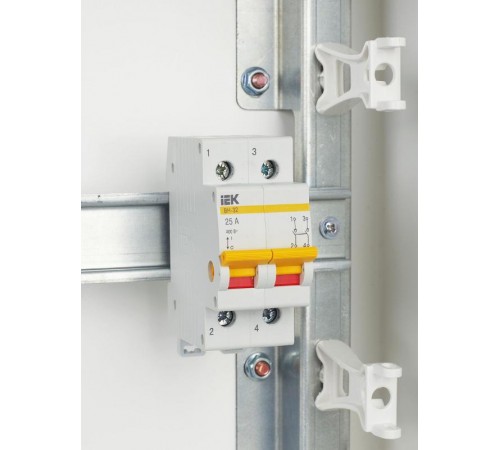 Выключатель нагрузки модульный (мини-рубильник) ВН-32 2Р 25А  MNV10-2-025  IEK