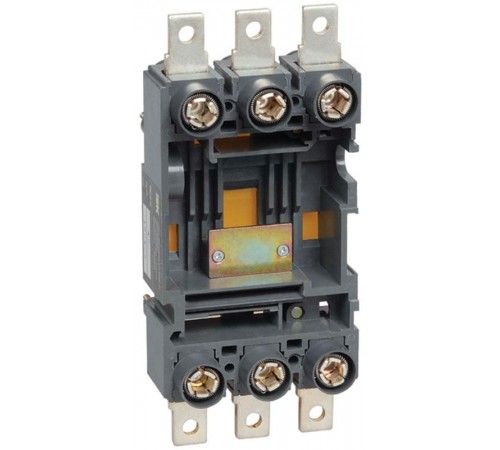 Панель ПМ1/Р-32 втычная с задним резьбовым присоединением для установки ВА88-32  SVA10D-PM1-R  IEK