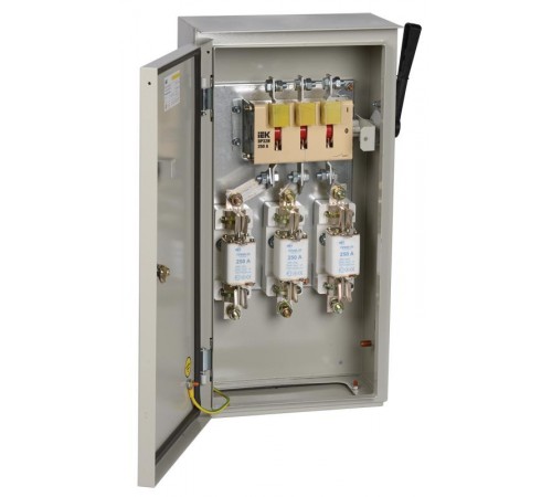 Ящик с рубильником ЯРП-250А 74 У1 IP54  YARP-250-74-54  IEK