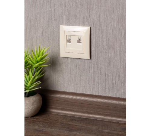 Валенсия розетка компьютерная RJ-45 2-местная кремовая EKF PROxima   EWK02-035-20   EKF