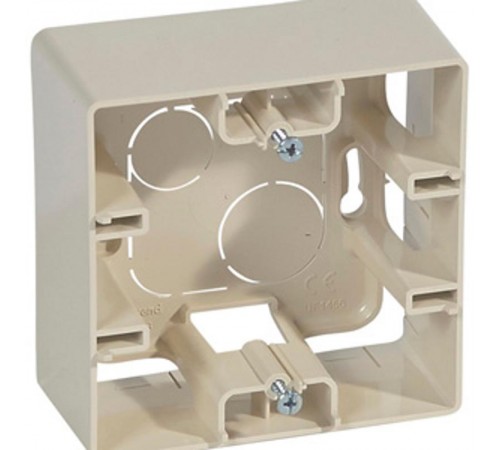 Etika Слоновая кость Коробка 1-ая накладной монтаж  672520  Legrand
