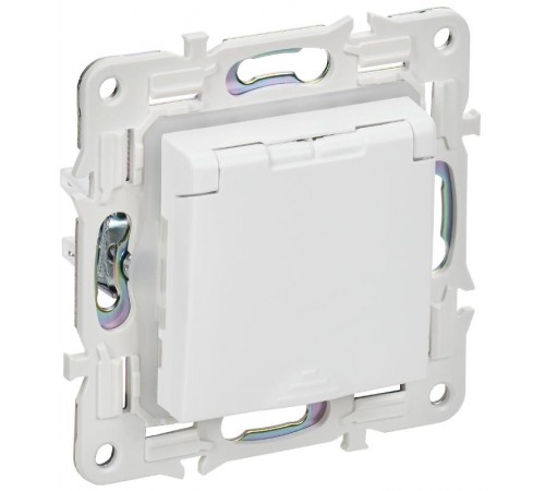 SKANDY Розетка з/к/ш кр. 16А IP44 SK-R11W арктический белый  SK-R16-16-44-K01  IEK
