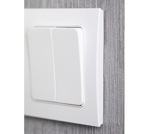 Стокгольм Рамка 3-местная белая PROxima  EZM-G-302-20  EKF