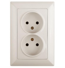 4-204-02 Intro Розетка 2х2P, 16А-250В, СУ, Solo, сл.кость  Б0043327  Intro