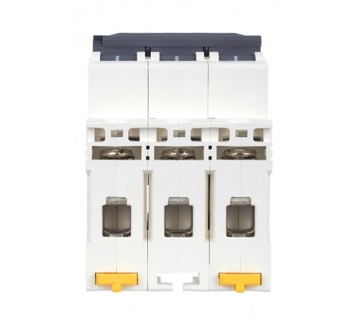 Выключатель автоматический трехполюсный M10N 3P C 16А 10кА ARMAT  AR-M10N-3-C016  IEK