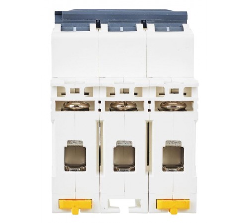 Выключатель автоматический трехполюсный M06N 3P D 63А 6кА ARMAT  AR-M06N-3-D063  IEK