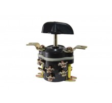 Пакетный переключатель ПП 4-40/Н2 исп.1 4П 40А 220В IP00   SQ0723-0048  TDM