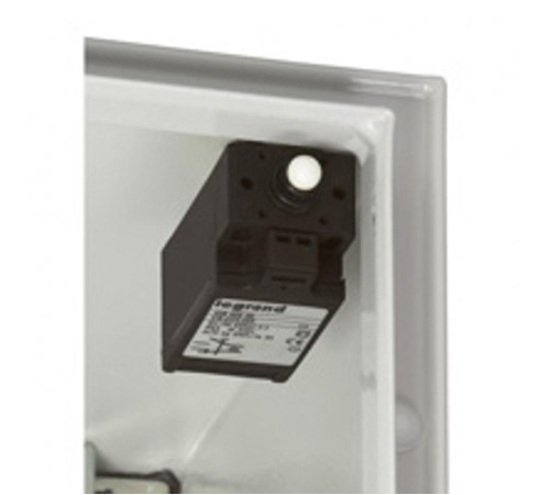 Дверной контакт - для шкафов Altis - 6 A - 250 В - 1 размыкающий контакт + 1 замыкающий  047628  Legrand