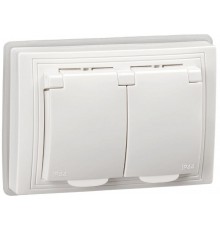 КВАРТА Белый Розетка 2-местная с заземлениемсо шторками РСбш12-3-КБ-44 16А IP44  KV-R26-16-44-K01  GENERICA