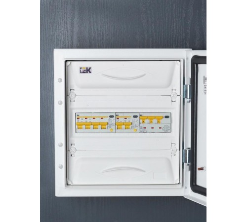 Выключатель автоматический дифференциального тока АВДТ 34 3п+N 25А C 300мА тип A  MAD22-6-025-C-300  IEK