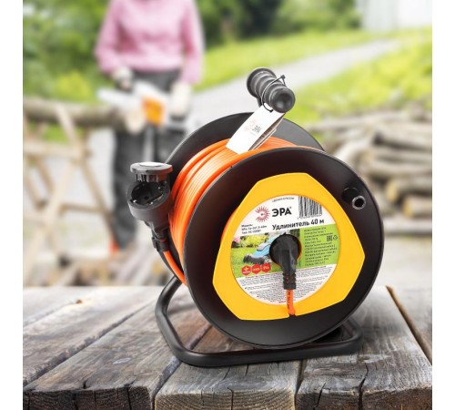 Удлинитель силовой ЭРА RPx-1e-3x1.5-40m на п. катушке c/з 40м 1 гн ПВС 3х1.5  Б0046839  ЭРА