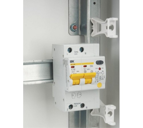 Выключатель автоматический дифференциального тока АД12М 2п 32А C 30мА тип A (3 мод)  MAD12-2-032-C-030  IEK