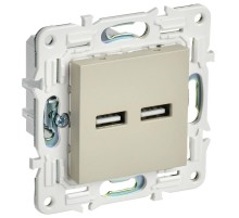SKANDY Розетка USB A+A 3,1А SK-R15B бежевый  SK-U21-D31-K10  IEK