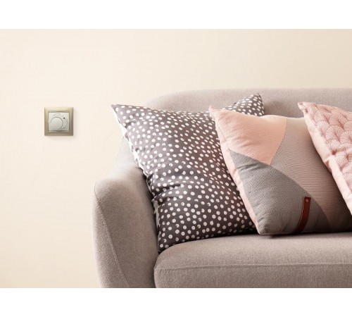 Valena Сл. кость Регулятор тёплого пола  774191  Legrand