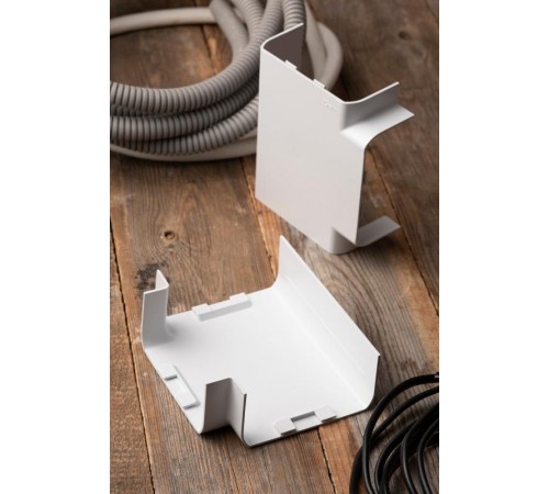 Угол T-образный (105х50) (2 шт) C-Line Белый  tchw-105-50x2  EKF