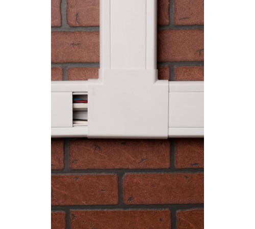 Угол T-образный (105х50) (2 шт) C-Line Белый  tchw-105-50x2  EKF