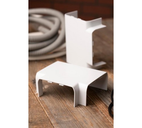 Угол T-образный (105х50) (2 шт) C-Line Белый  tchw-105-50x2  EKF