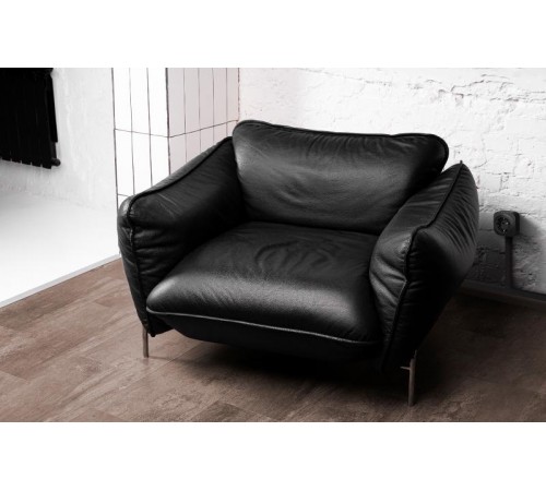 Quteo Чёрный Розетка с заземлением со шторками 16Авинтовые зажимы   782476  Legrand