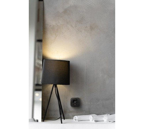 Quteo Чёрный Розетка с заземлением со шторками 16Авинтовые зажимы   782476  Legrand