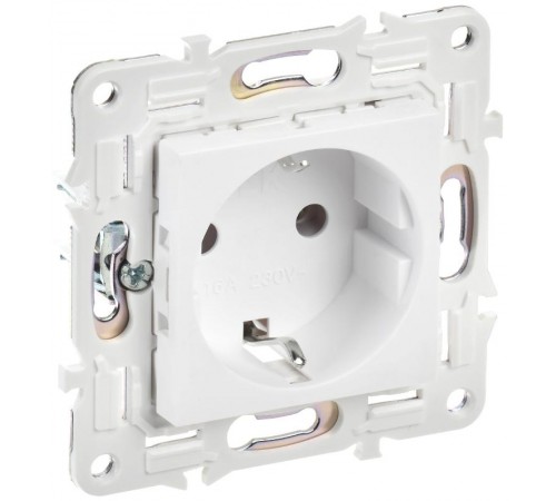 SKANDY Розетка с заземлением без защитных шторок 16А SK-R05W арктический белый  SK-R11-16-K01  IEK