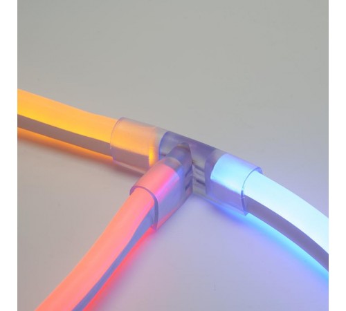 Соединитель Т-образный для светодиодной ленты 220V LS721 ( 2835) , LD516 FERON  48211  FERON