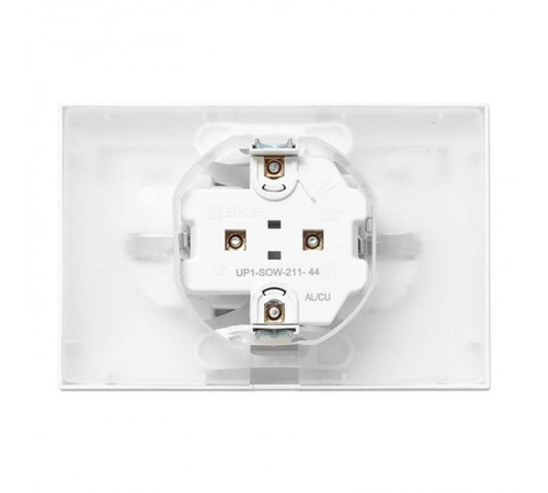 Механизм розетки двойной, 16А, IP44, с заземлением, со шторками, с рамкой, с крышками, белый Эпика EKF  UP1-SOW-211-44  EKF