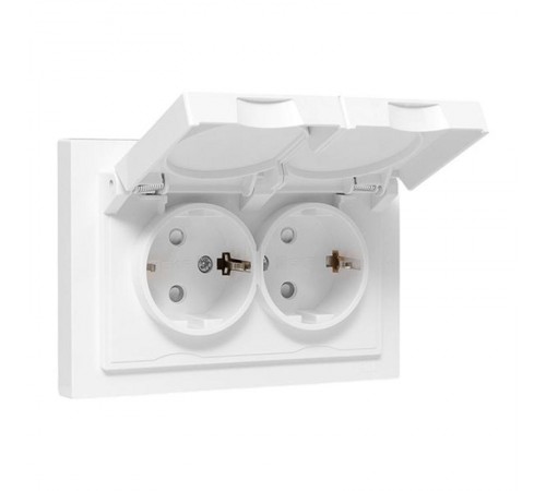 Механизм розетки двойной, 16А, IP44, с заземлением, со шторками, с рамкой, с крышками, белый Эпика EKF  UP1-SOW-211-44  EKF