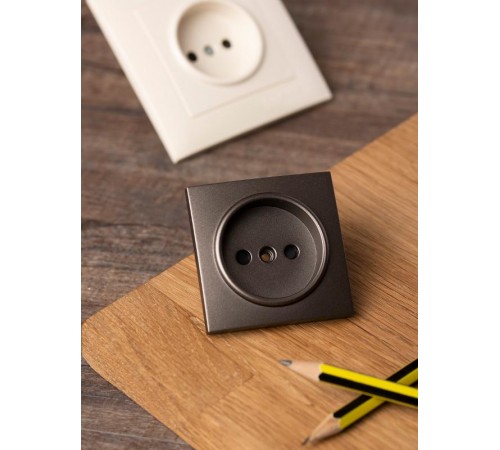 Валенсия лицевая панель розетки 1-местной б/з 10 А графит с защ. штор. EKF PROxima   ESR10-L-022-60   EKF