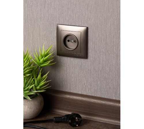 Валенсия лицевая панель розетки 1-местной б/з 10 А графит с защ. штор. EKF PROxima   ESR10-L-022-60   EKF