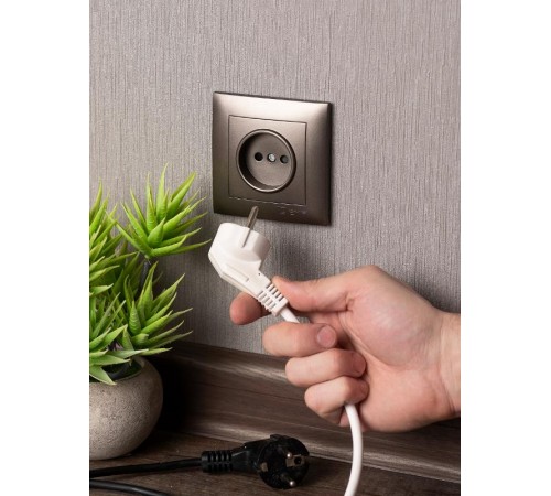 Валенсия лицевая панель розетки 1-местной б/з 10 А графит с защ. штор. EKF PROxima   ESR10-L-022-60   EKF