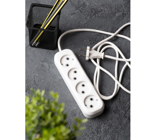 Удлинитель "Эксперт" 4 гнезда  3 метра 10А/2,2кВт без заземления ПВС 2х0,75  EKF PROximaUBA10-275-4-03EKF