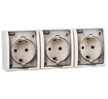 Розетка тройная IP54 с крышкой и заземлением Schuko 3x2Р+Е 16A 250В цвета слоновая кость S15 Aqua  1594437-031  Simon